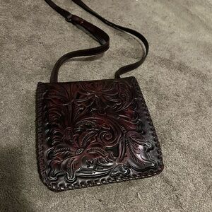 Leather Patricia Nash side body bad